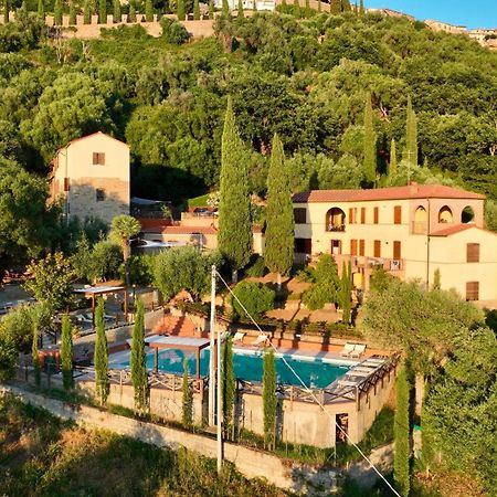 Aparthotel Madonna Del Poggio Cav Scarlino Exterior foto