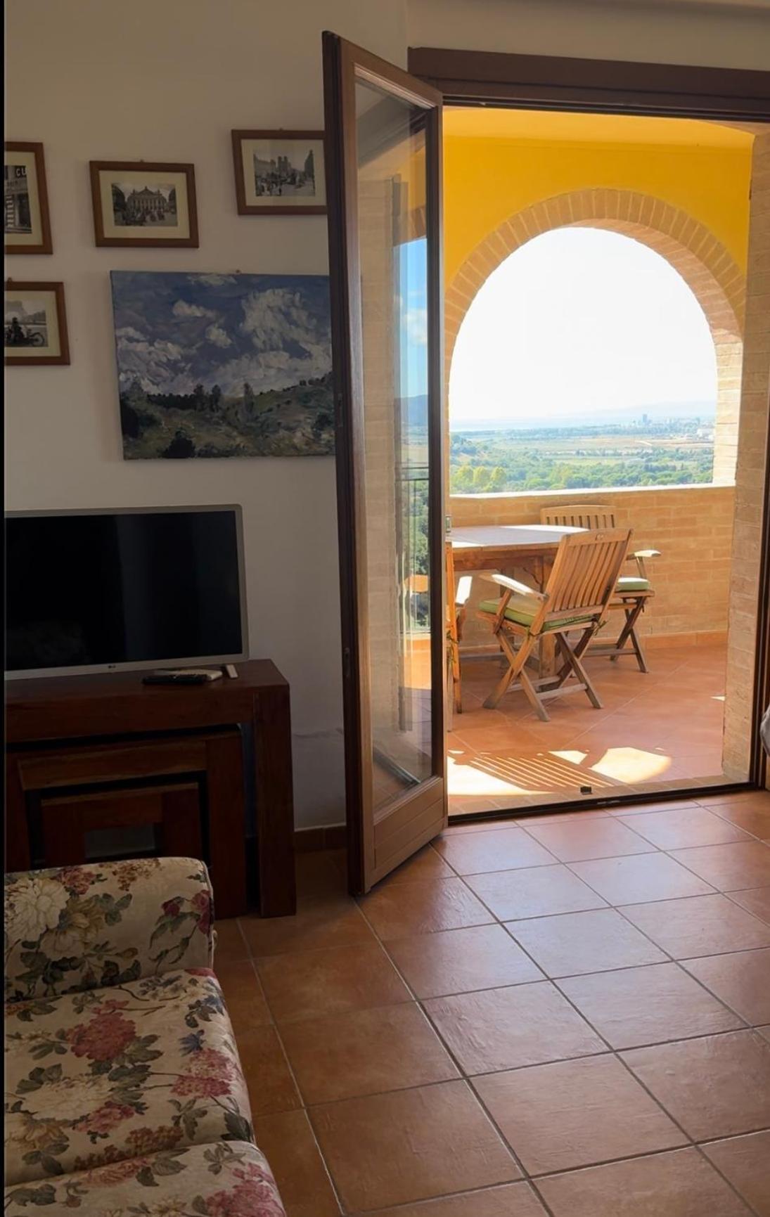 Aparthotel Madonna Del Poggio Cav Scarlino Exterior foto